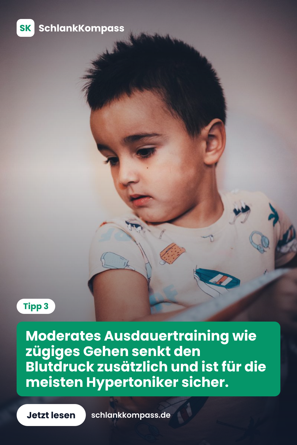 Moderates Ausdauertraining wie zügiges Gehen senkt den Blutdruck zusätzlich und ist für die meisten Hypertoniker sicher.