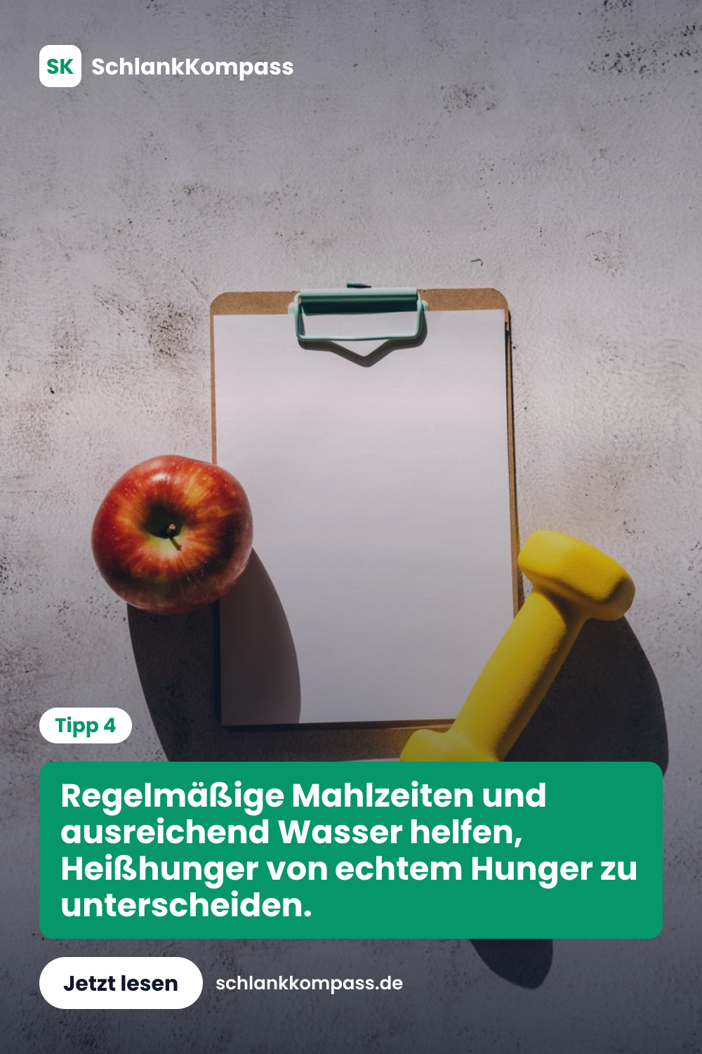 Regelmäßige Mahlzeiten und ausreichend Wasser helfen, Heißhunger von echtem Hunger zu unterscheiden.