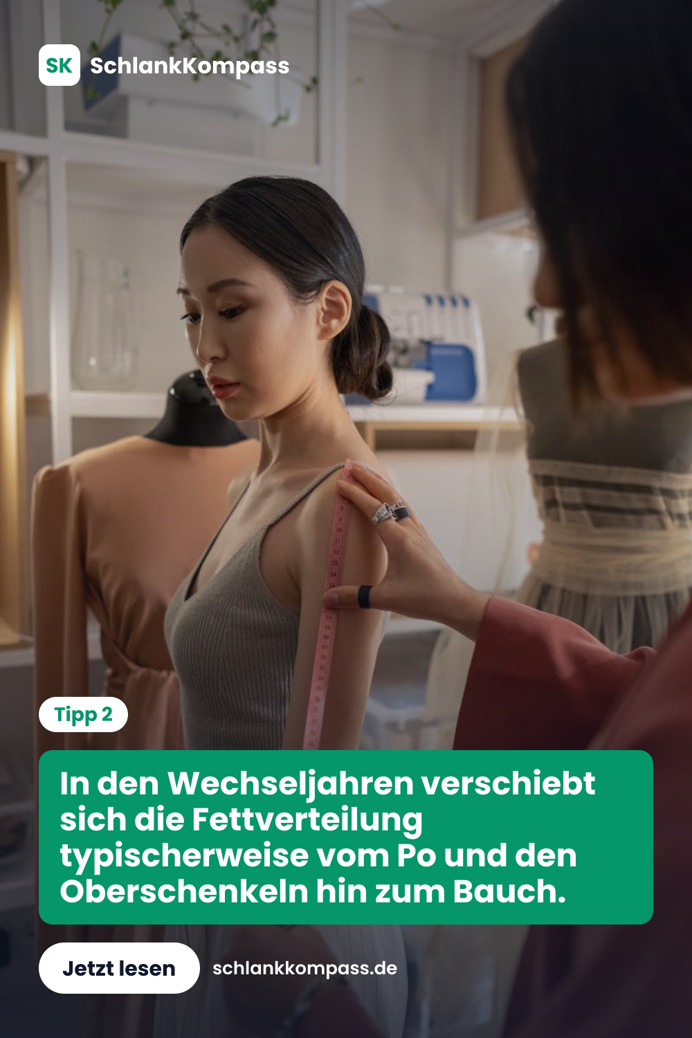 In den Wechseljahren verschiebt sich die Fettverteilung typischerweise vom Po und den Oberschenkeln hin zum Bauch.