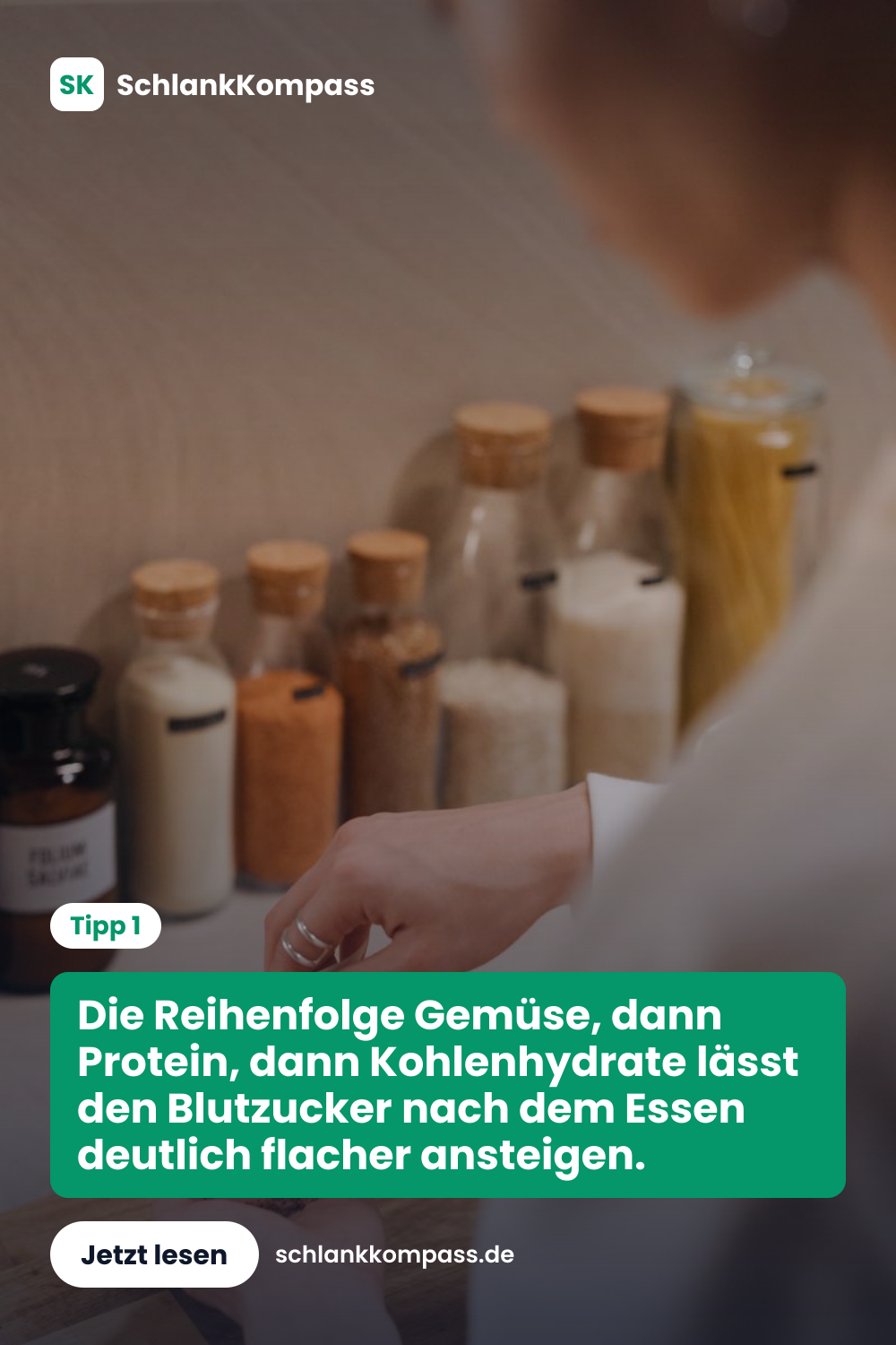 Die Reihenfolge Gemüse, dann Protein, dann Kohlenhydrate lässt den Blutzucker nach dem Essen deutlich flacher ansteigen.