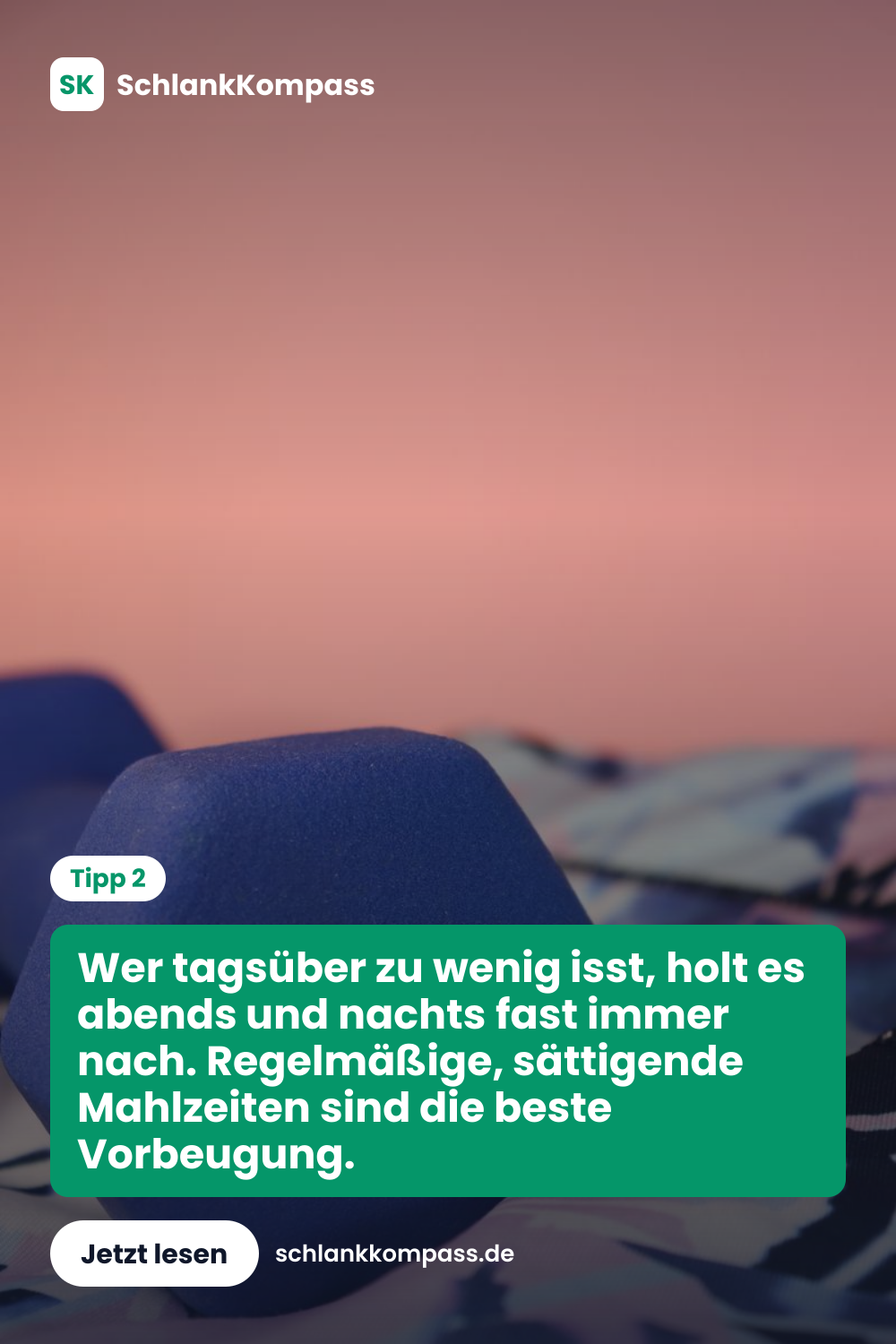 Wer tagsüber zu wenig isst, holt es abends und nachts fast immer nach. Regelmäßige, sättigende Mahlzeiten sind die beste Vorbeugung.