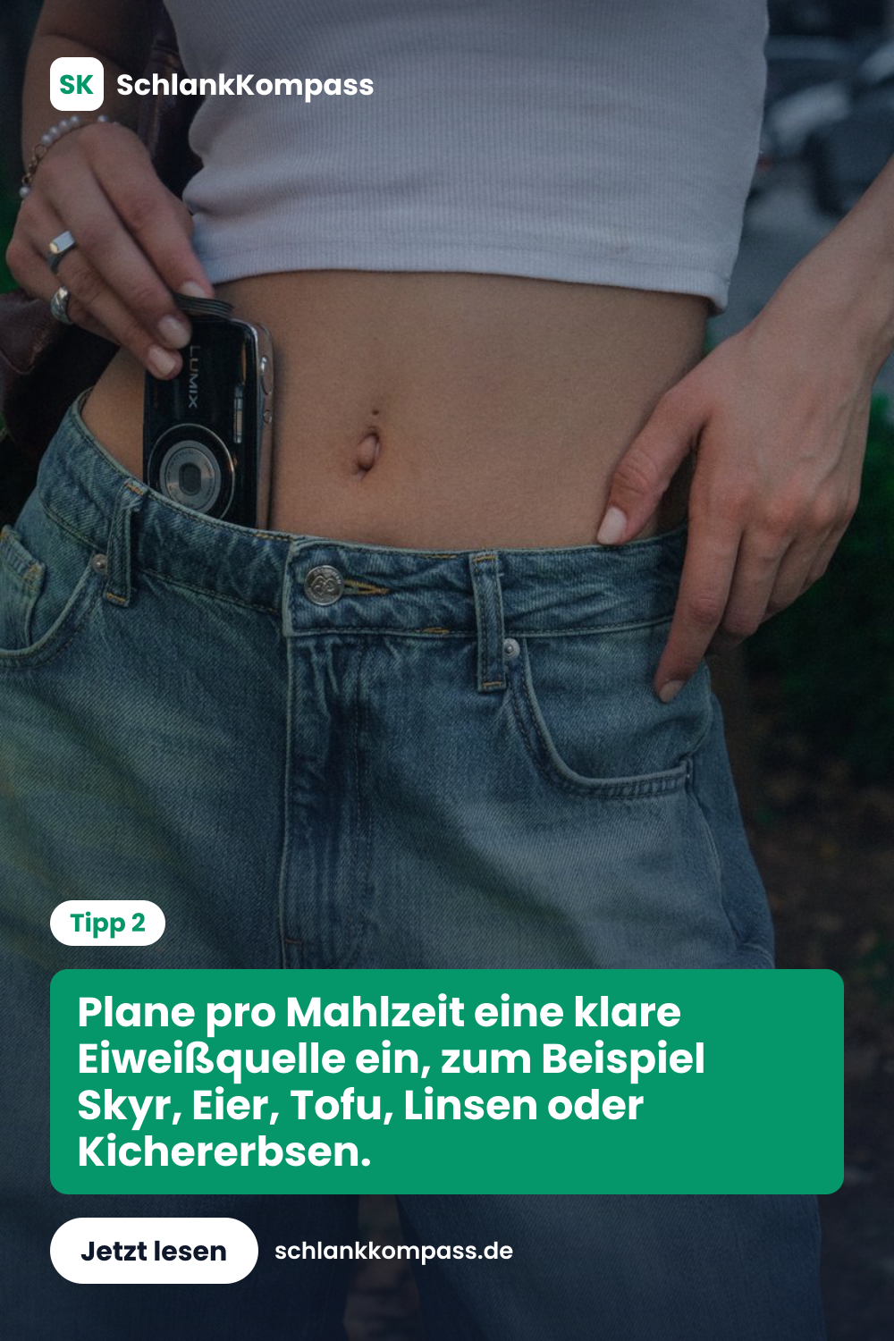 Plane pro Mahlzeit eine klare Eiweißquelle ein, zum Beispiel Skyr, Eier, Tofu, Linsen oder Kichererbsen.
