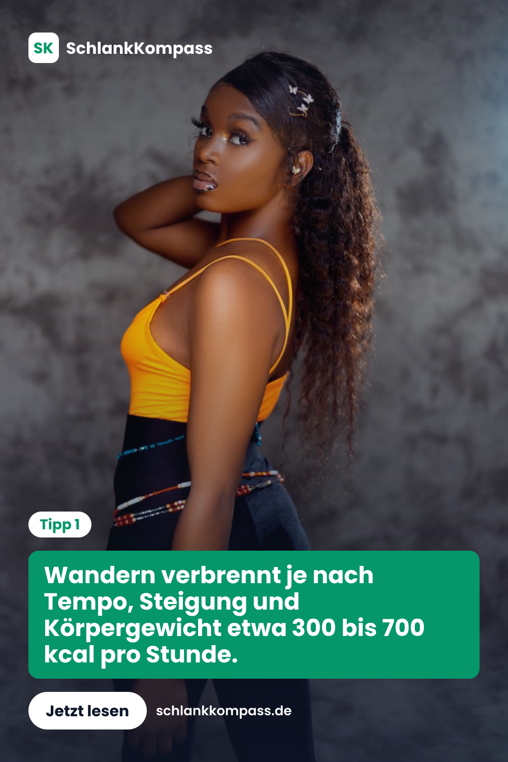 Wandern verbrennt je nach Tempo, Steigung und Körpergewicht etwa 300 bis 700 kcal pro Stunde.