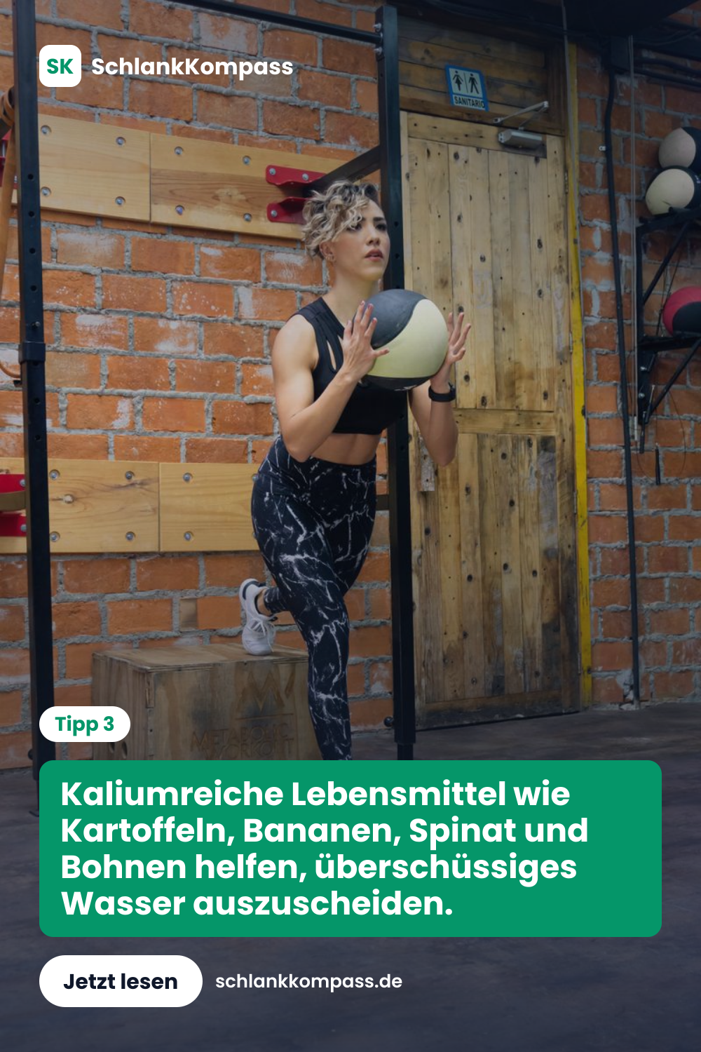 Kaliumreiche Lebensmittel wie Kartoffeln, Bananen, Spinat und Bohnen helfen, überschüssiges Wasser auszuscheiden.