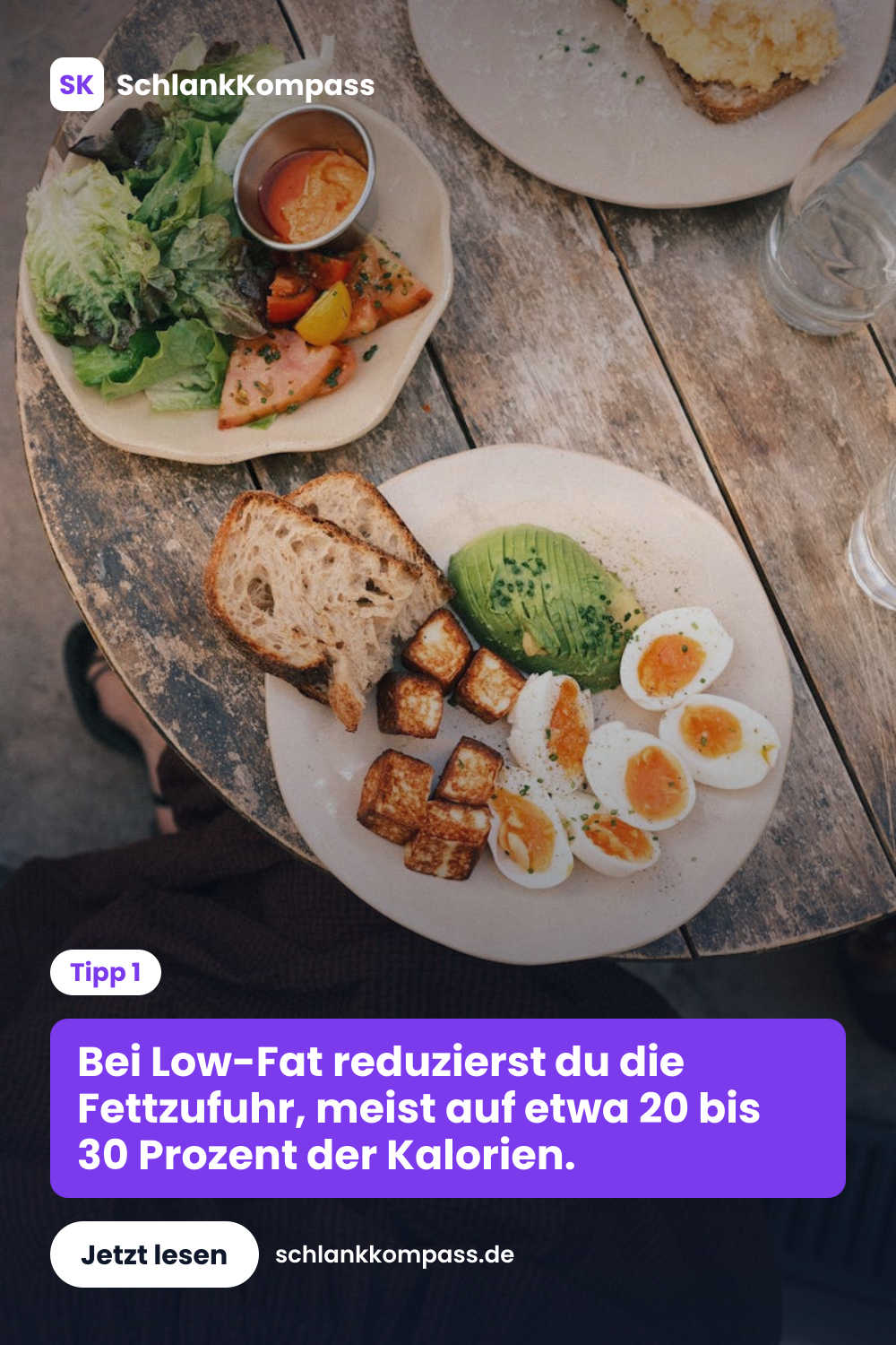 Bei Low-Fat reduzierst du die Fettzufuhr, meist auf etwa 20 bis 30 Prozent der Kalorien.