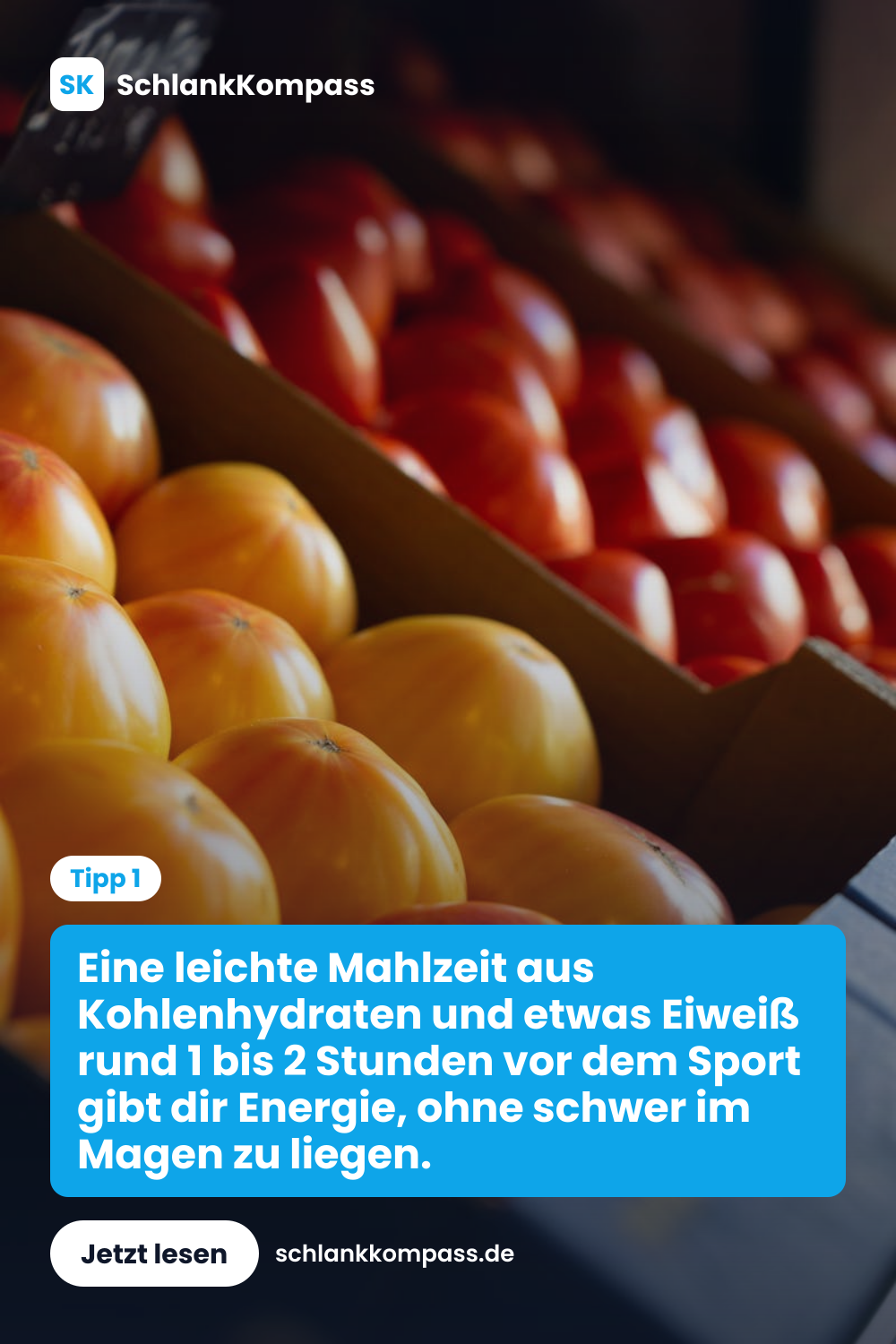 Eine leichte Mahlzeit aus Kohlenhydraten und etwas Eiweiß rund 1 bis 2 Stunden vor dem Sport gibt dir Energie, ohne schwer im Magen zu liegen.