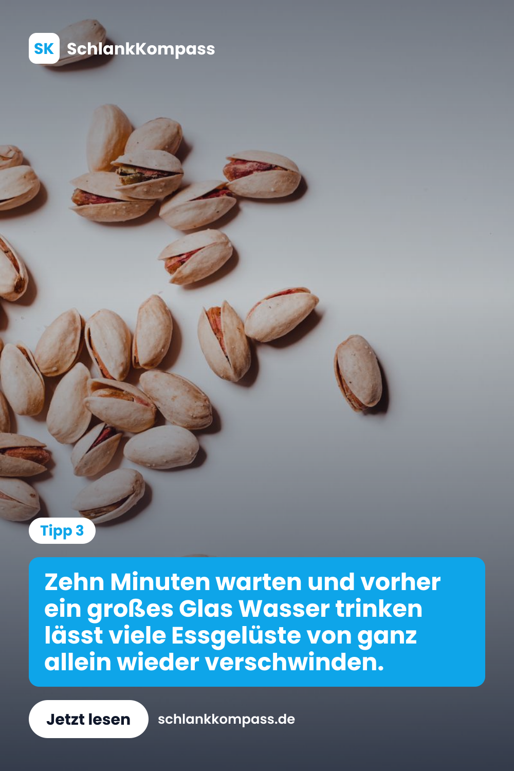 Zehn Minuten warten und vorher ein großes Glas Wasser trinken lässt viele Essgelüste von ganz allein wieder verschwinden.