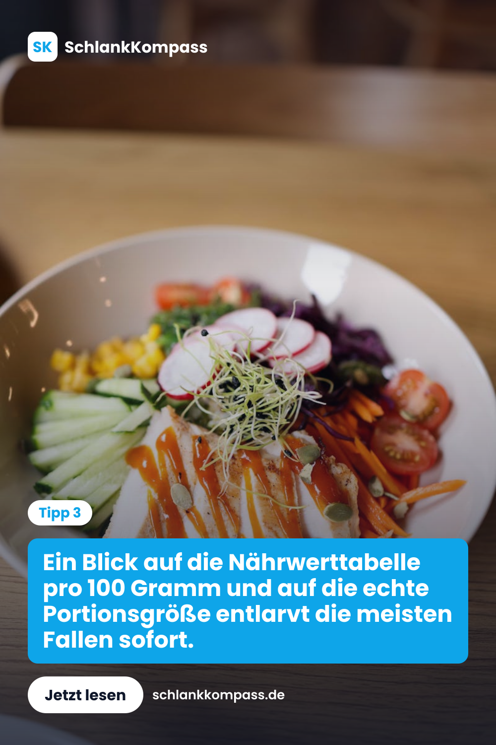 Ein Blick auf die Nährwerttabelle pro 100 Gramm und auf die echte Portionsgröße entlarvt die meisten Fallen sofort.