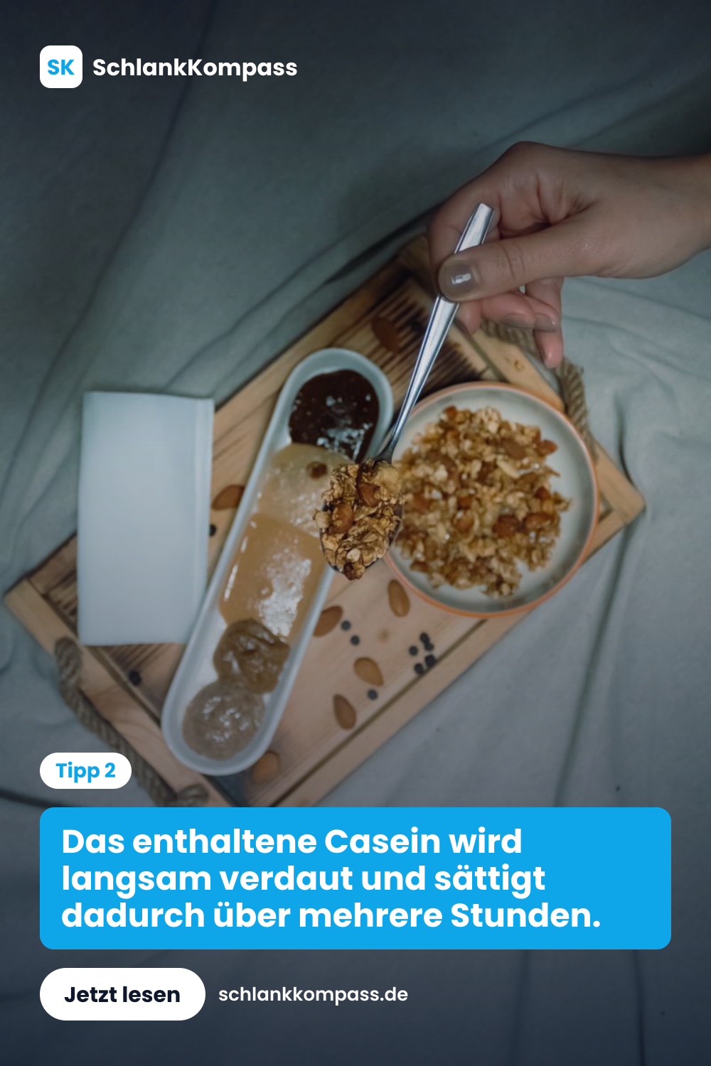 Das enthaltene Casein wird langsam verdaut und sättigt dadurch über mehrere Stunden.