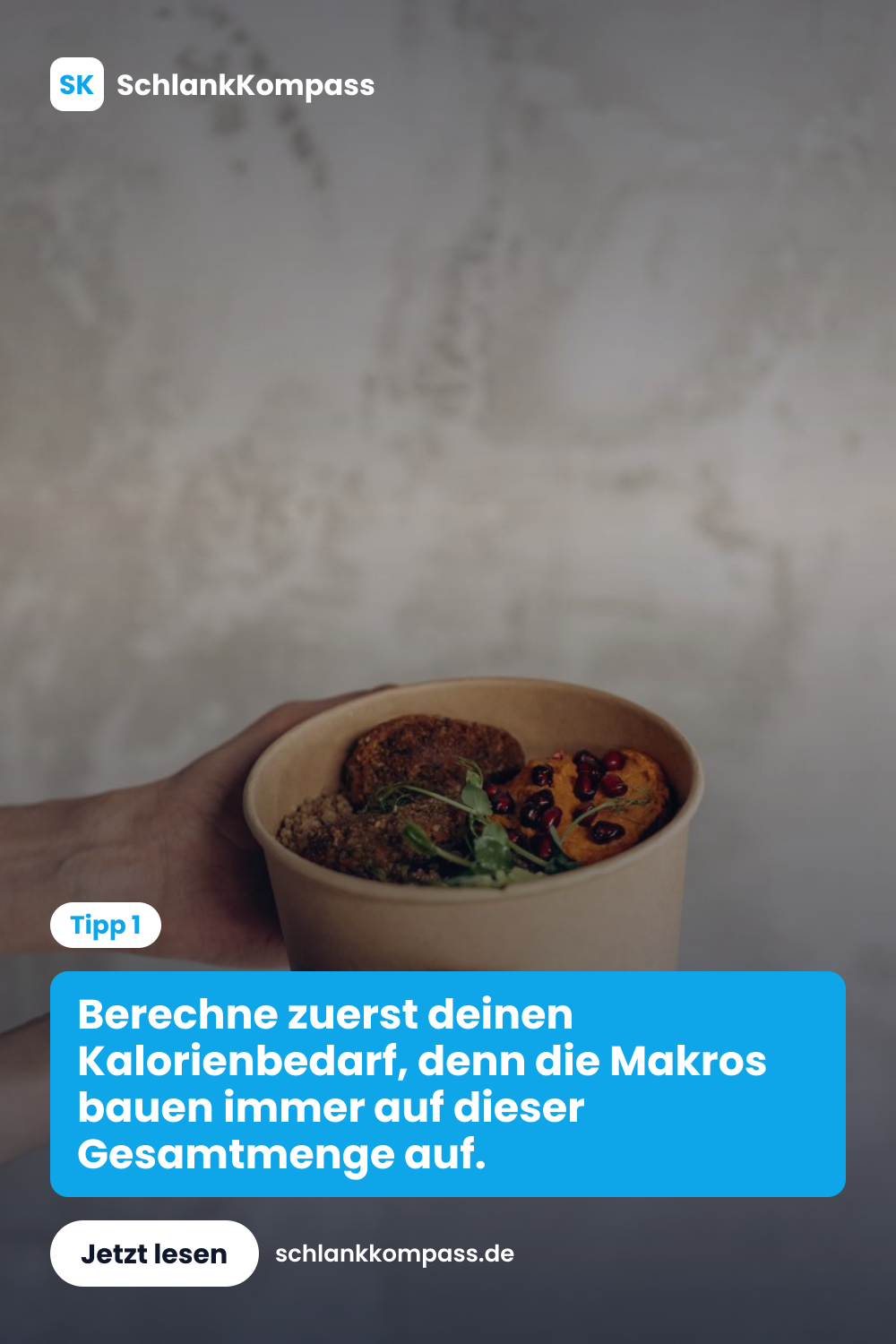Berechne zuerst deinen Kalorienbedarf, denn die Makros bauen immer auf dieser Gesamtmenge auf.
