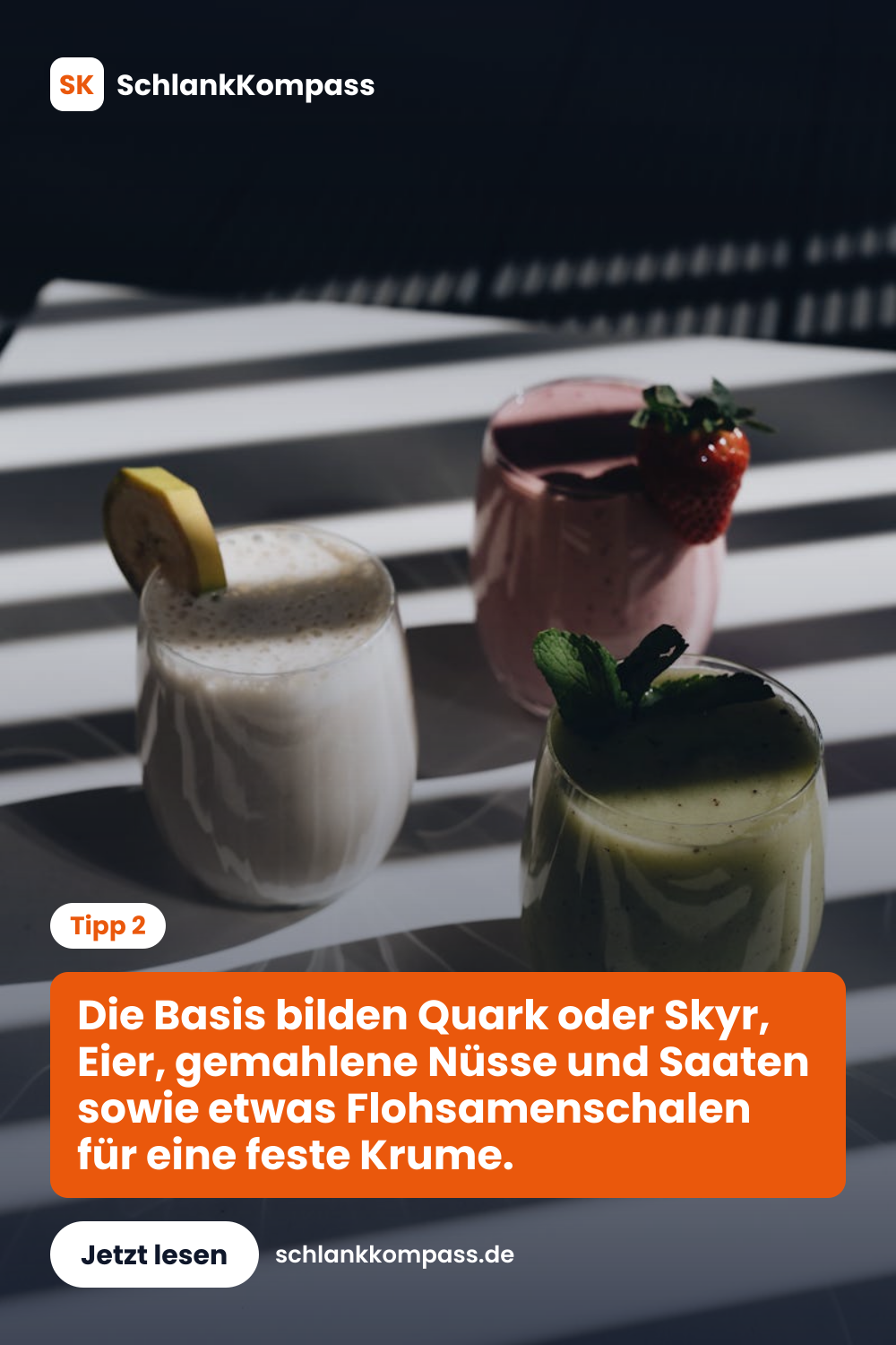 Die Basis bilden Quark oder Skyr, Eier, gemahlene Nüsse und Saaten sowie etwas Flohsamenschalen für eine feste Krume.