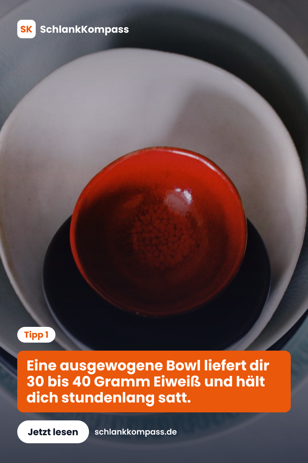 Eine ausgewogene Bowl liefert dir 30 bis 40 Gramm Eiweiß und hält dich stundenlang satt.